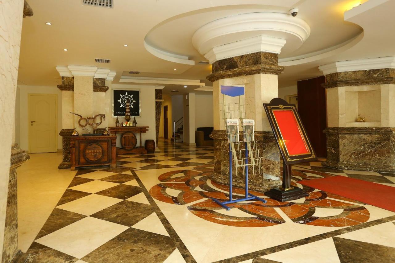 Emarald Hotel Cochin Kochi Extérieur photo