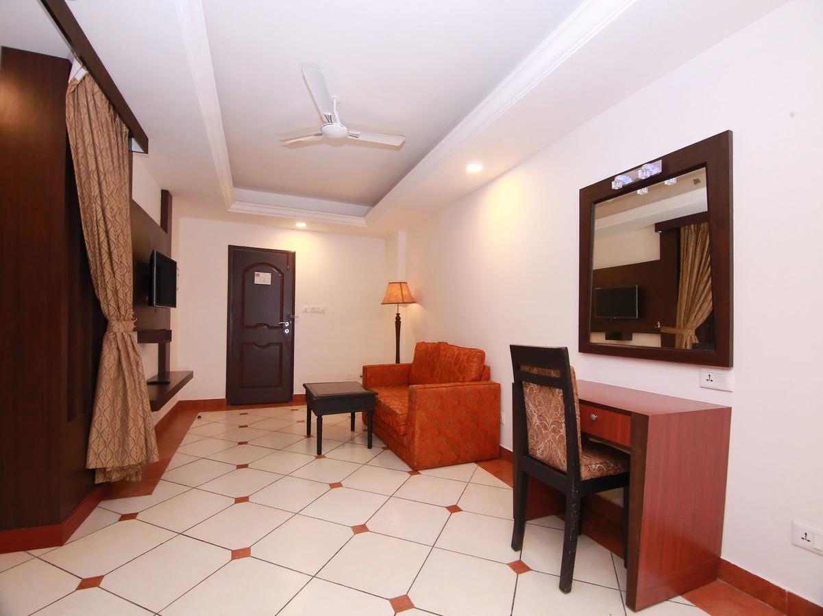 Emarald Hotel Cochin Kochi Extérieur photo